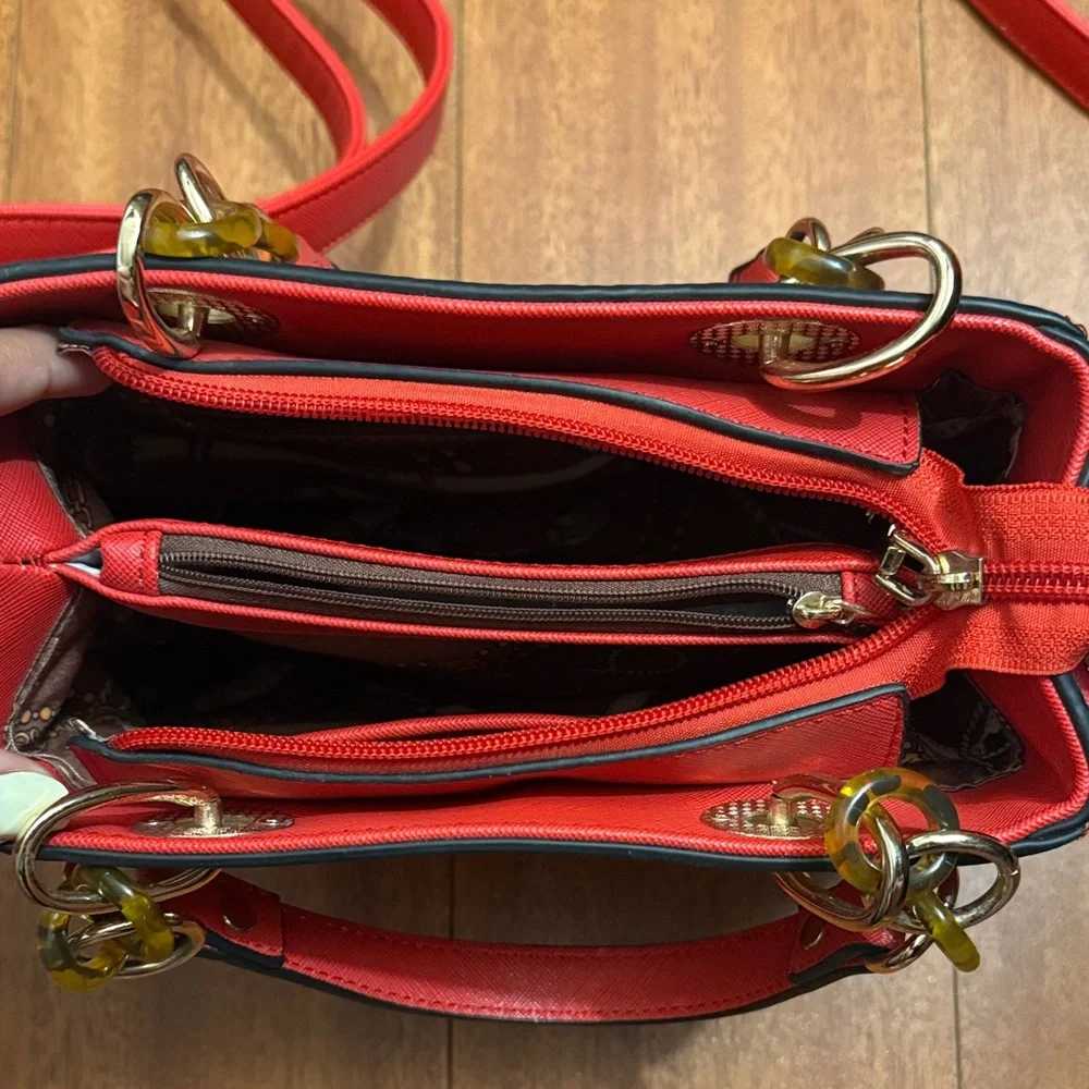 Red Handbag - Picture 3 of 5